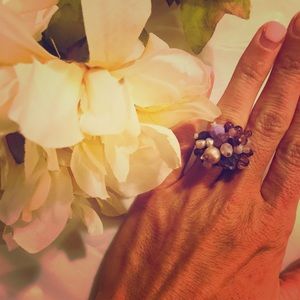 🌸 Stunning statement ring. Fits size 4.5-6